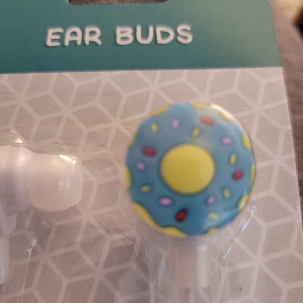 Donut Ear Buds **2/$15** - Picture 2 of 4